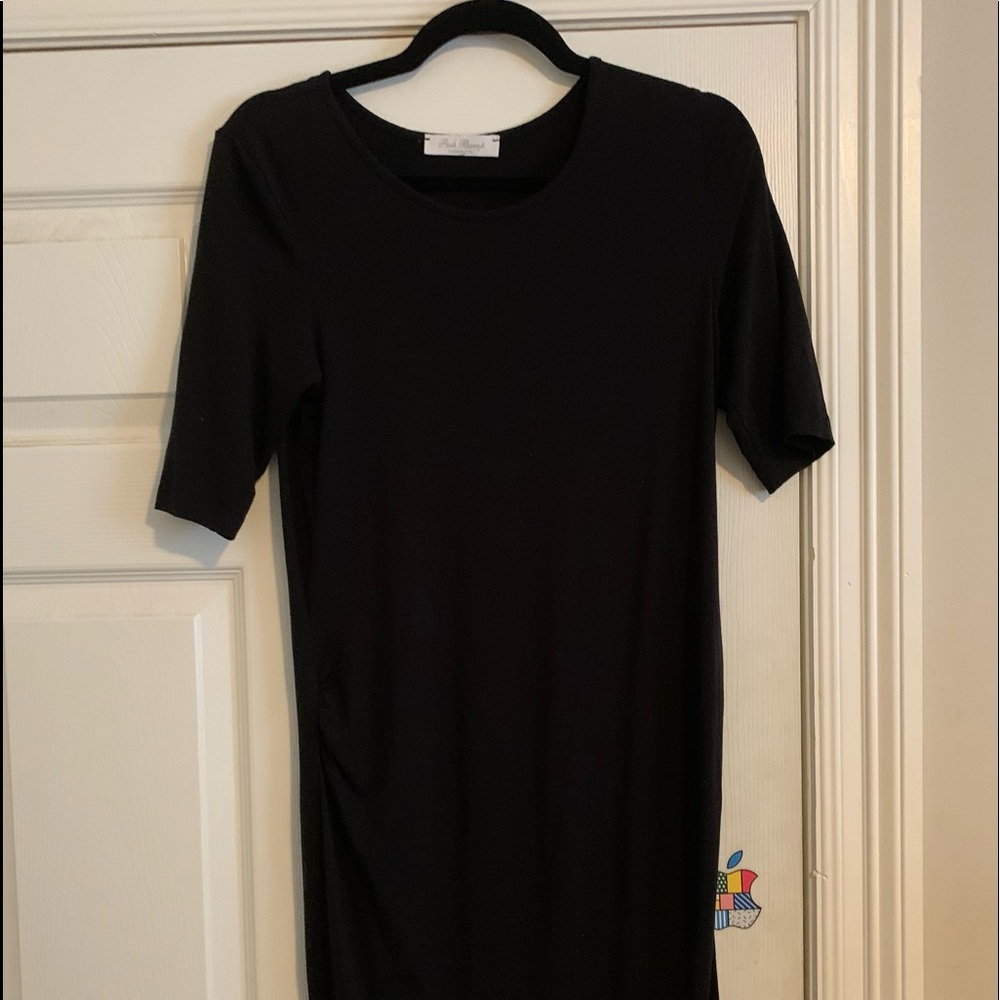 Black T-shirt Maternity dress. L